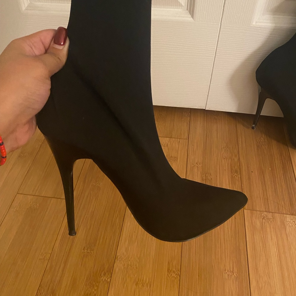 Súper stretchy thigh high stilettos